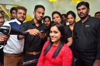 Rashmi Gautam Launches Be You Salon at Kondapur
